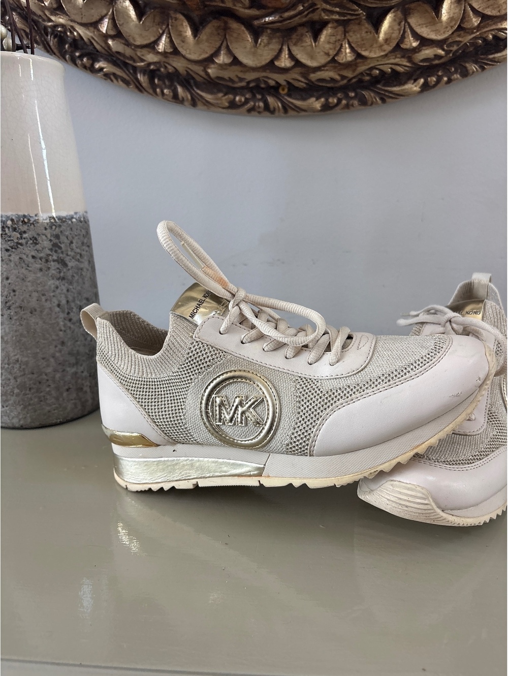 Michael Kors Beige and Gold Accent Sneakers Women's Size 9 Ladies shoes